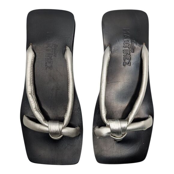 Martinez Roque Silver Sandals Flats Metallic Knot Detail Slip-On US 8.5 - Picture 10 of 16